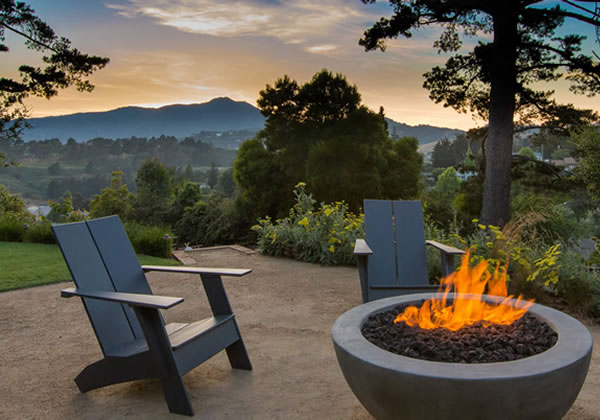 FIre pit with Mount Tam in the background